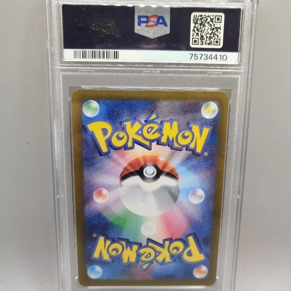 Charizard PSA Card - Picture 2 of 2